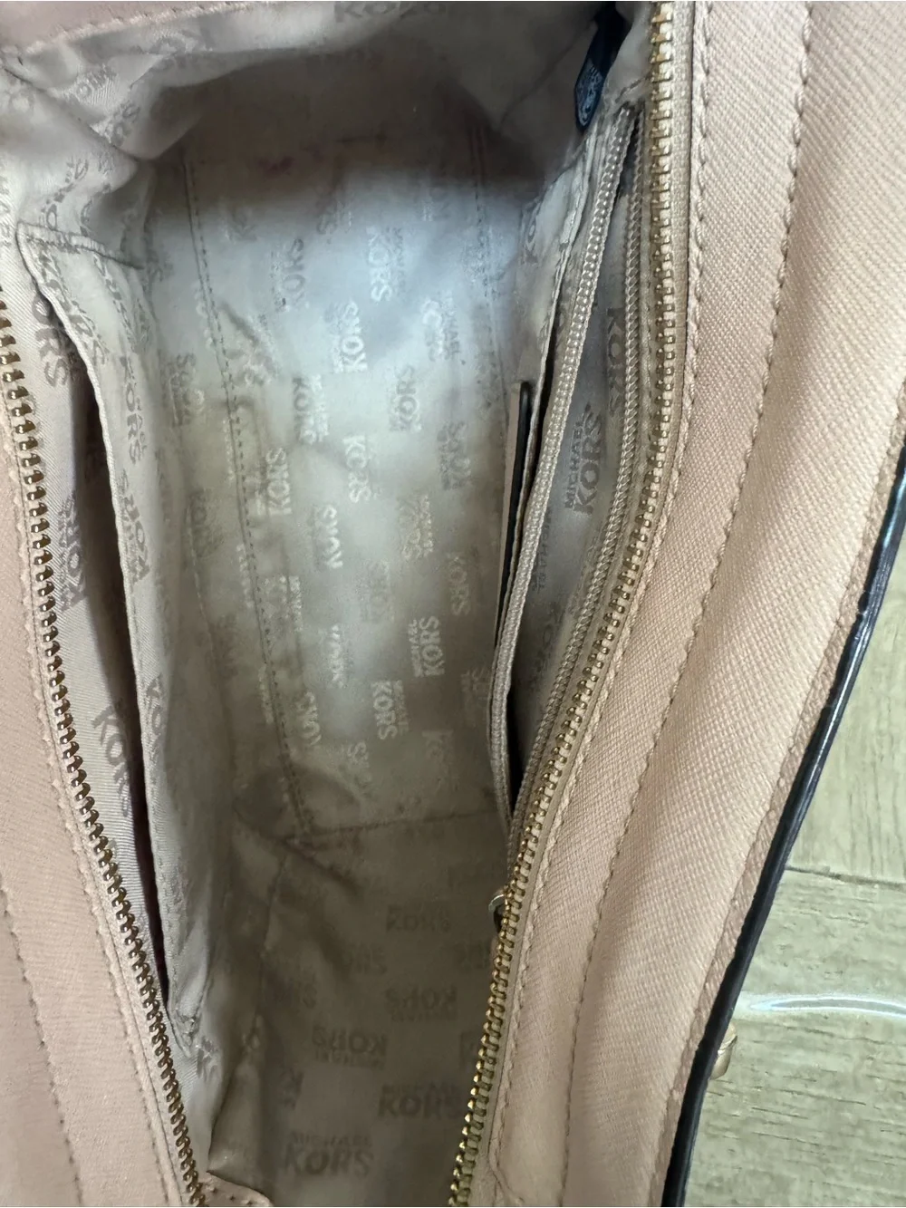 Michael Kors Pink Satchel crossbody bag